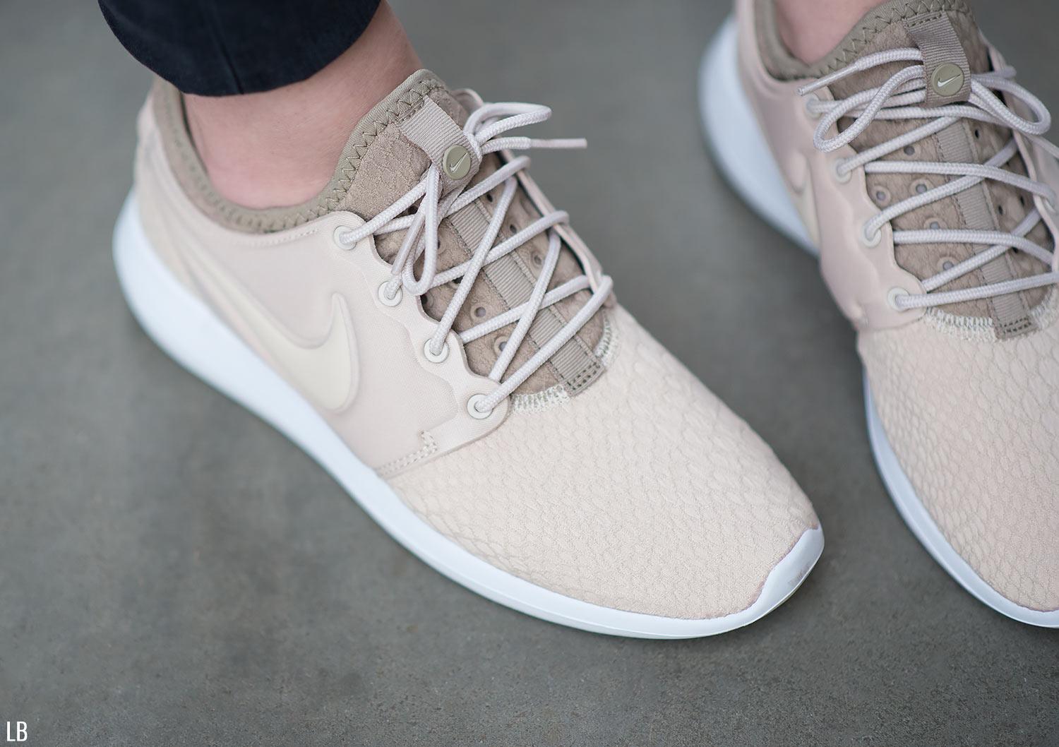 Majestuoso Generosidad Correspondiente My Nike Roshe Two SE Trainers in Oatmeal Review - Raindrops of Sapphire