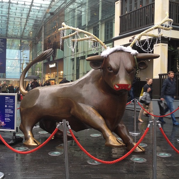christmas-bullring-birmingham-bull