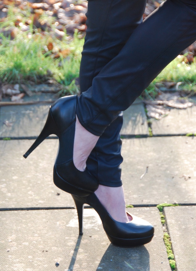 topshop-black-heels
