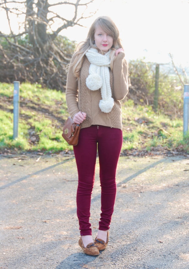 burgundy-jeans-camel-jumper