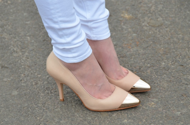 nude-metallic-toe-cap-heels