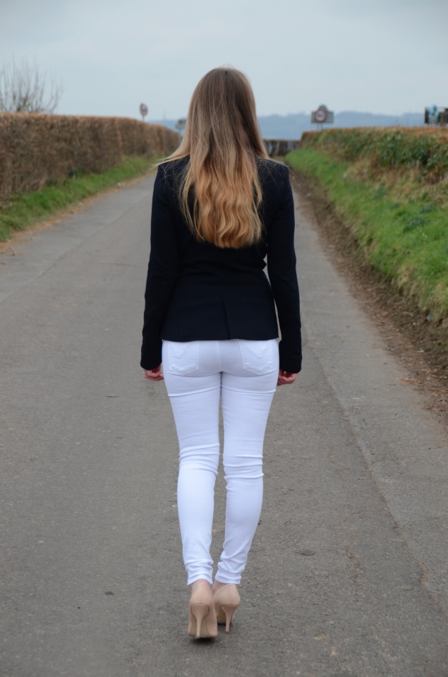 white-jeans-hudson