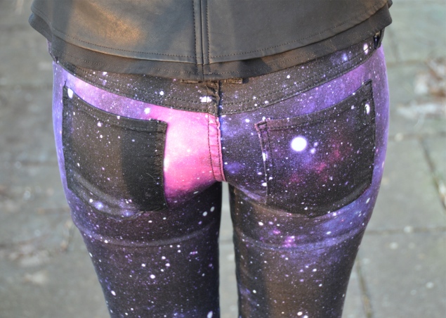 frankie-b-galaxy-back-pockets