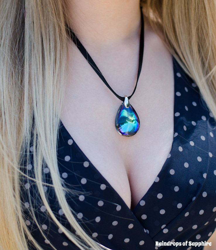 baccarat-raindrop-crystal-necklace
