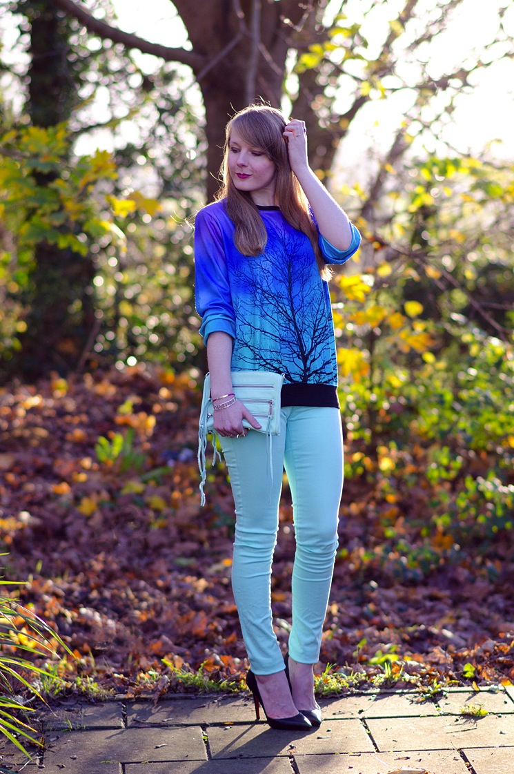 mint-jeans-in-autumn
