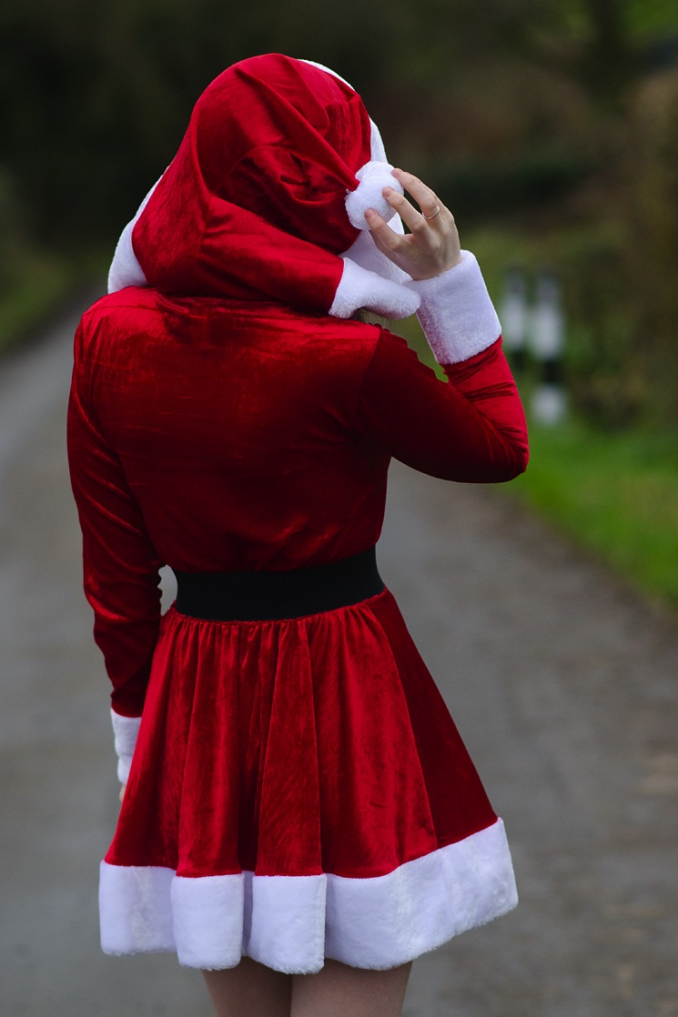 mrs-santa-outfit-hood