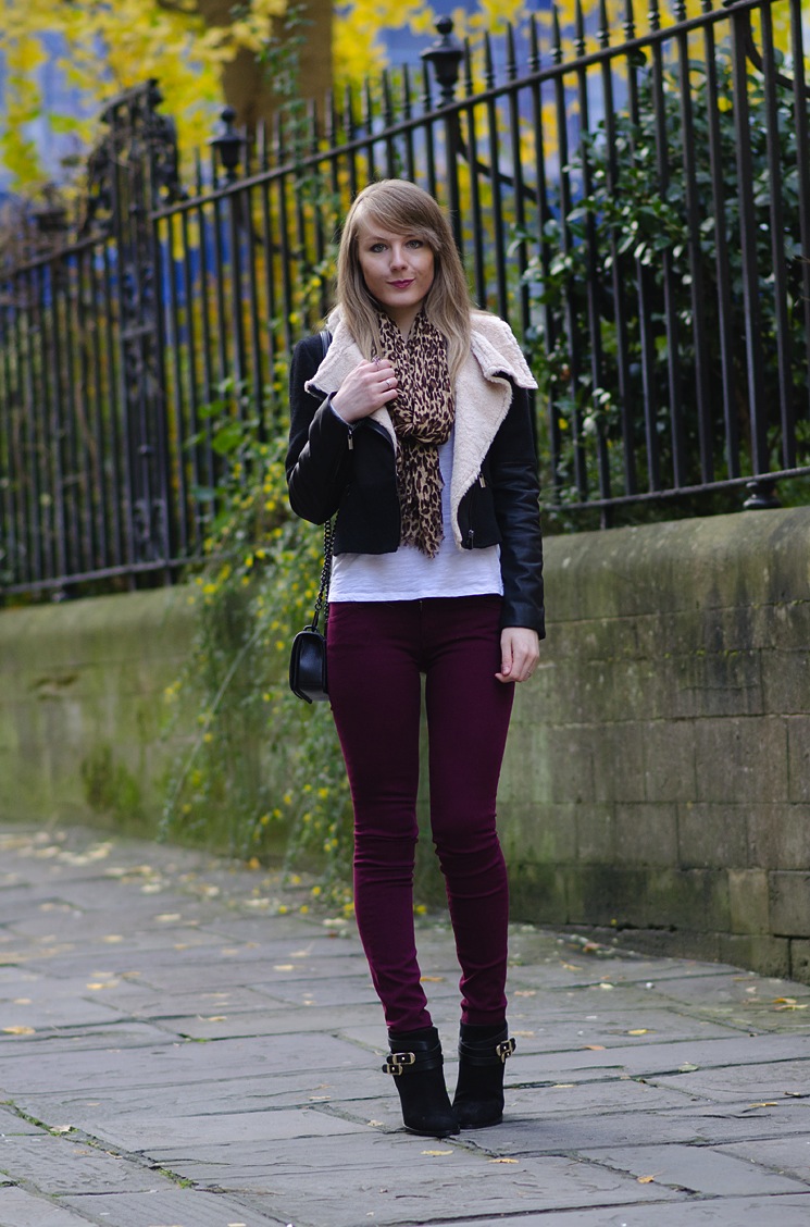 uk-fashion-blogger-burgundy-jeans-black-jacket