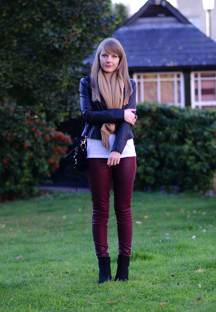 fashion-blogger-paige-jeans-burgundy