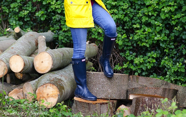 hunter-navy-gloss-tall-pvc-rain-boots-rubber