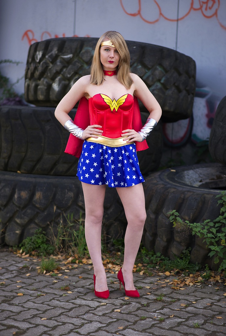DC-wonder-woman-costume