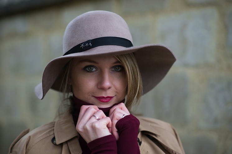 lorna-burford-floppy-hat-beauty-blogger