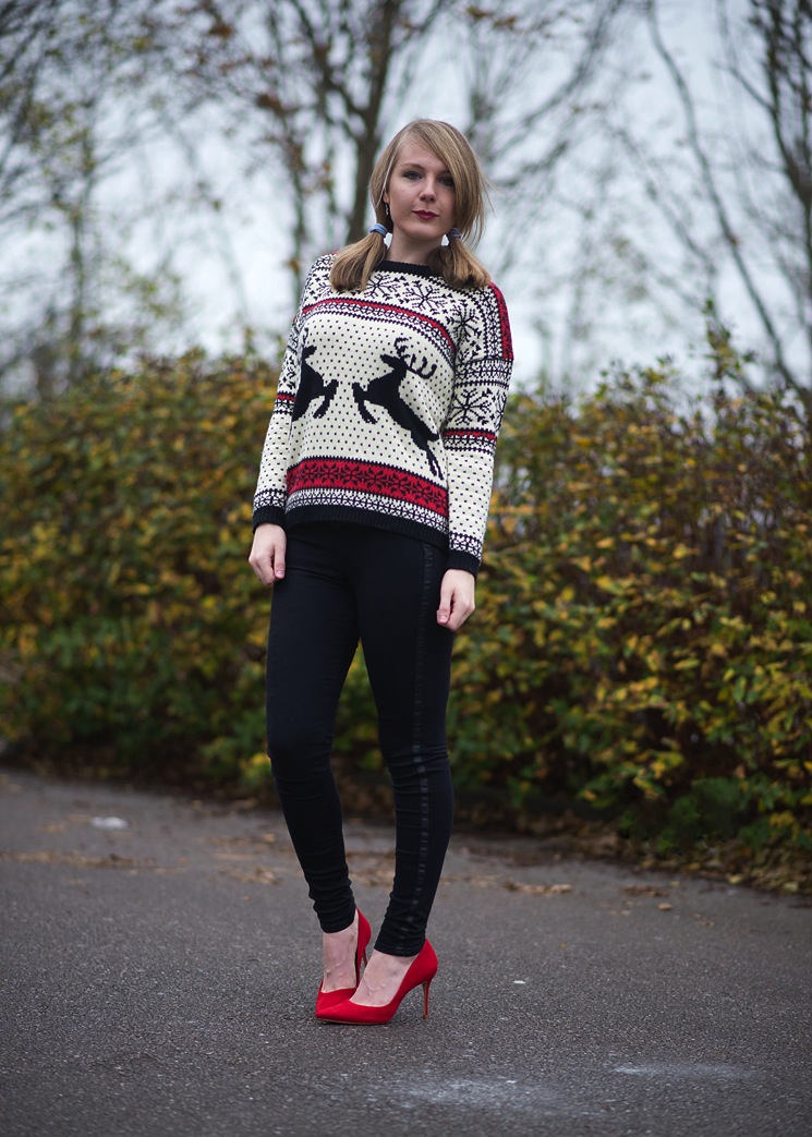street-style-christmas-jumper-sweater