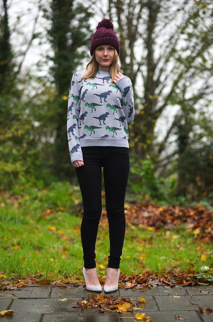 uk-fashion-blogger-dinosaur-jumper-sweater