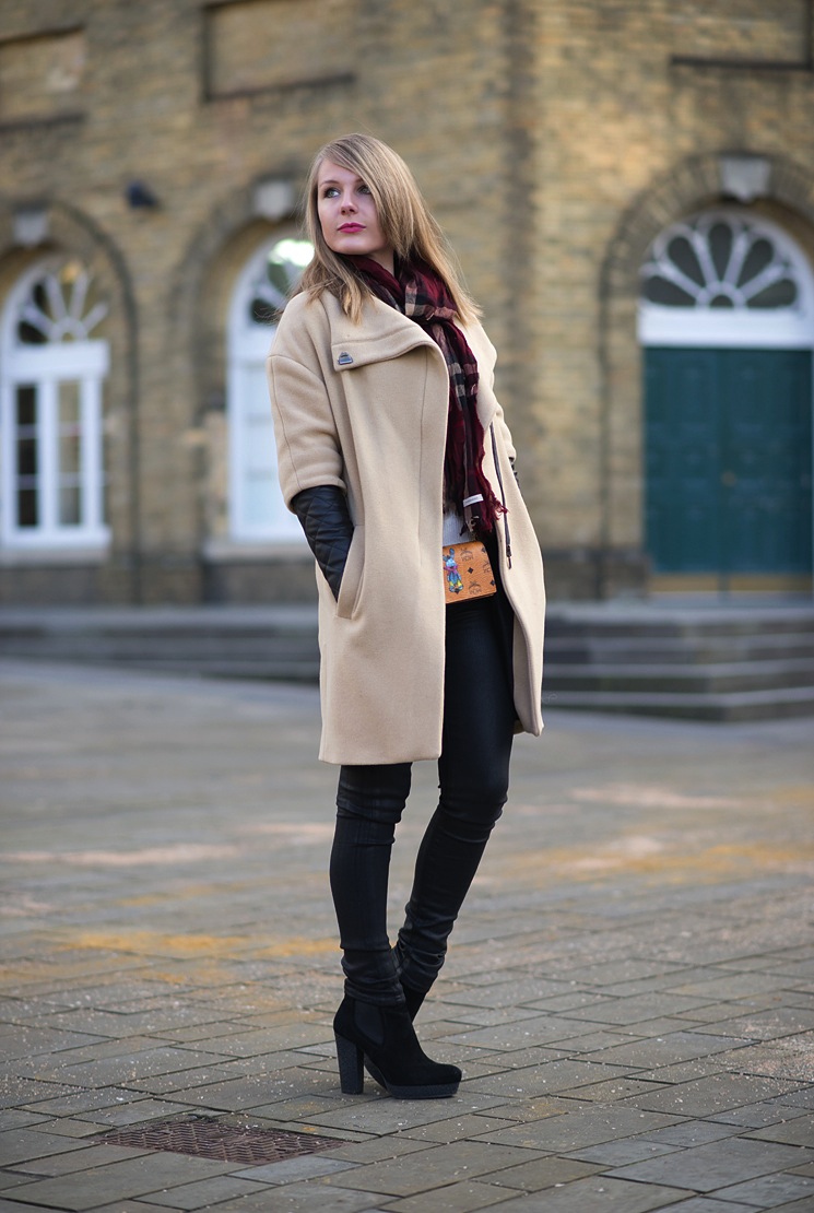 My Old Zara Beige Coat With Leather Style Sleeves – FORD LA FEMME