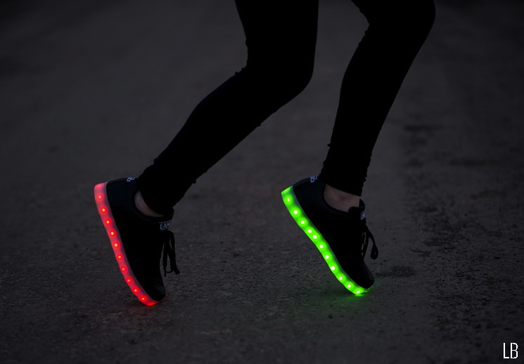 light-up-beam-led-shoes-trainers-sneakers